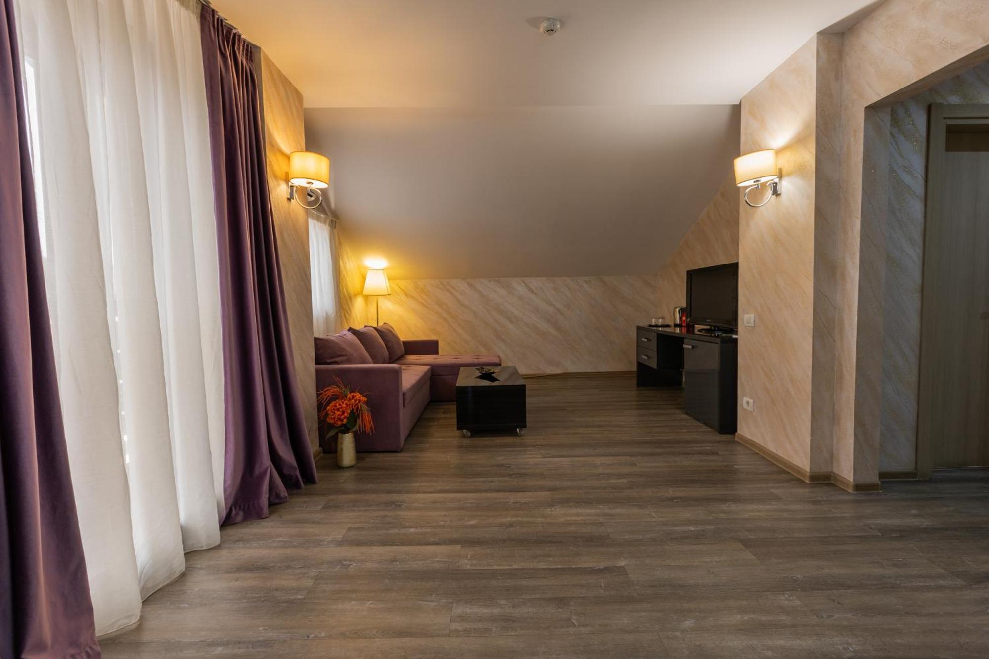 Corvaris Bucarest